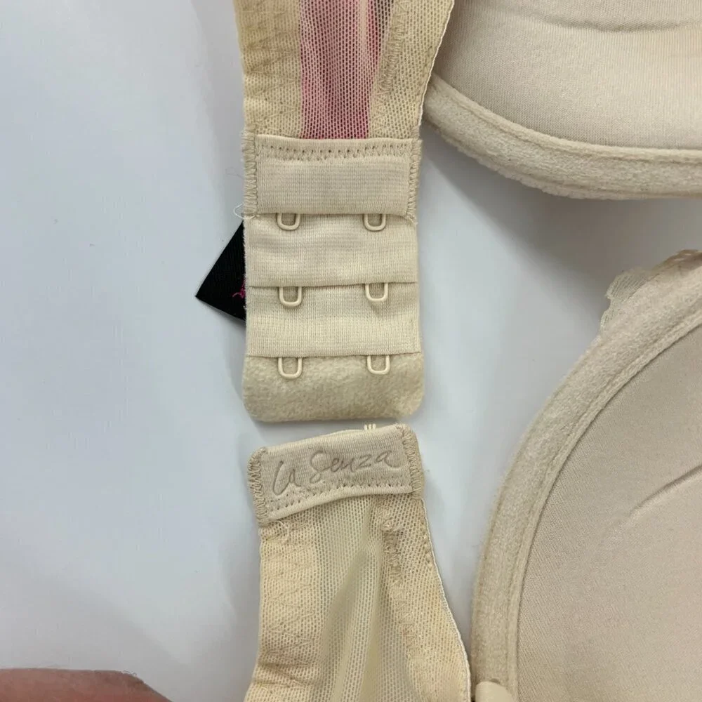 La Senza Beyond Sexy Cream Lace & Rhinestone Bra Sz 34 DD - Picture 7 of 11